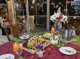 Crystal River Lullaby B&B