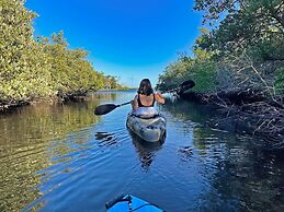 Crystal River Lullaby B&B