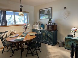 Crystal River Lullaby B&B