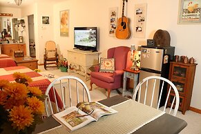 Crystal River Lullaby B&B