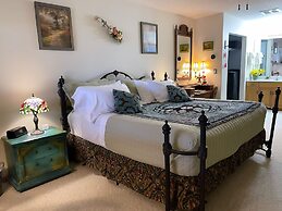 Crystal River Lullaby B&B