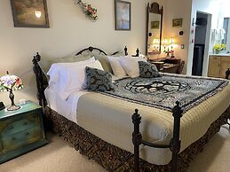 Crystal River Lullaby B&B