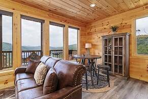 A Cabin On The Rocks - 3 Bedrooms, 3.5 Baths, Sleeps 10 3 Cabin by Red