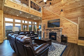 Panoramic Perfection - 5 Bedrooms, 5.5 Baths, Sleeps 14 5 Cabin by Red