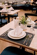 Goldberry Suites and Hotel Cebu