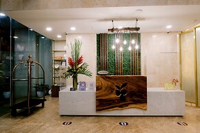 Goldberry Suites and Hotel Cebu