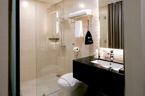 Goldberry Suites and Hotel Cebu