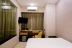 Goldberry Suites and Hotel Cebu