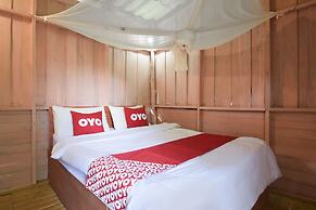 OYO 693 Tree House Cottage