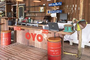 OYO 693 Tree House Cottage