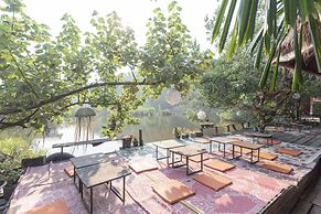 OYO 693 Tree House Cottage