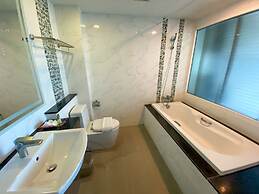 Vareena Palace Hotel