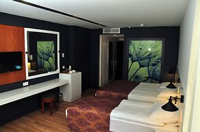 SEY BEACH HOTEL &SPA