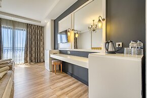 SEY BEACH HOTEL &SPA