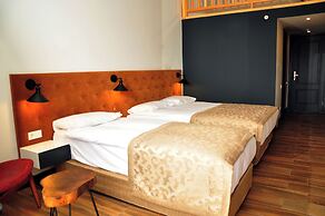 SEY BEACH HOTEL &SPA