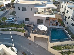 Luxury Villa Natali With Pool,terrace and sea View