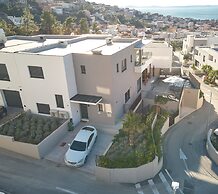 Luxury Villa Natali With Pool,terrace and sea View