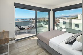 Luxury Villa Natali With Pool,terrace and sea View