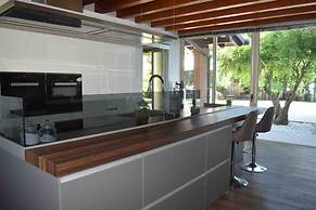 Villa Fermi, With Swimming Pool, Gym, Saunas and Room Equipped With Mu