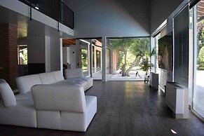 Villa Fermi, With Swimming Pool, Gym, Saunas and Room Equipped With Mu