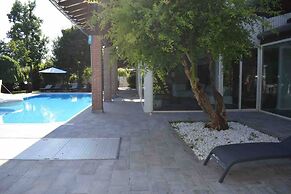 Villa Fermi, With Swimming Pool, Gym, Saunas and Room Equipped With Mu