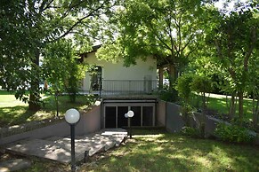 Villa Fermi, With Swimming Pool, Gym, Saunas and Room Equipped With Mu