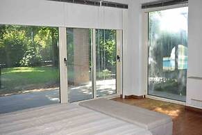 Villa Fermi, With Swimming Pool, Gym, Saunas and Room Equipped With Mu