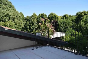 Villa Fermi, With Swimming Pool, Gym, Saunas and Room Equipped With Mu