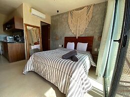 Beautiful Jungle View Luxury Studio