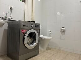 The Mugabi's Spacious Private Room