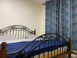 The Mugabi's Spacious Private Room