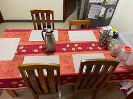 The Mugabi's Spacious Private Room