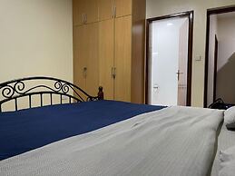 The Mugabi's Spacious Private Room