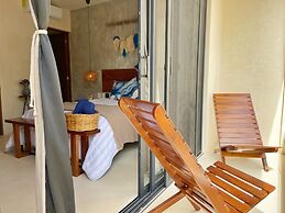 Charming and Bright Studio