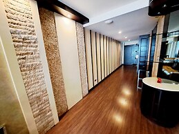 7C - No Impact From Earthquake 2bedrooms 2 Bath Downtown Bangkok