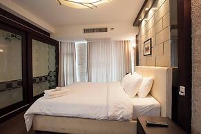 7C - No Impact From Earthquake 2bedrooms 2 Bath Downtown Bangkok