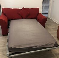 1 Bedroom Pet Friendly Apt Wd Free Wifi, Parking, Netflix & Pool Table