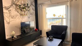 Sea View Apartment