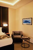 The Yacht Hotel