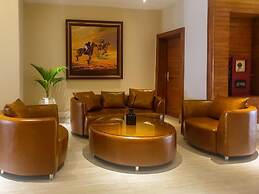 The Yacht Hotel