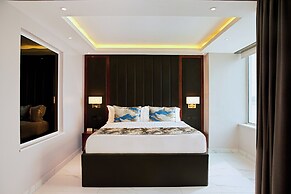 The Yacht Hotel