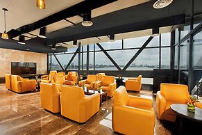 The Yacht Hotel
