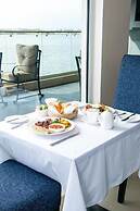 The Yacht Hotel
