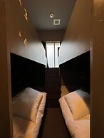 Rhodes Otsuka Hotel - Hostel