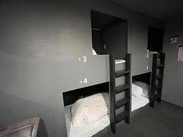 Rhodes Otsuka Hotel - Hostel