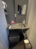 Rhodes Otsuka Hotel - Hostel