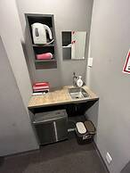 Rhodes Otsuka Hotel - Hostel