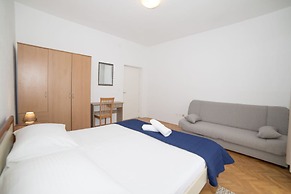 Apartments Pavla&niko