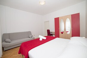 Apartments Pavla&niko