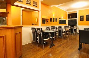 OYO Abbey Lodge Hotel